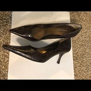 Nine West brown snake skin shoes